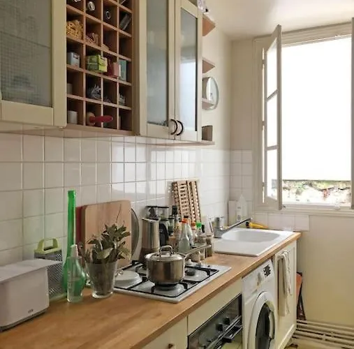 A Haven Of Peace In Pigalle *